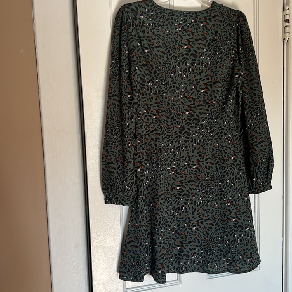 Everly Fall Dress - Picture 3 of 6